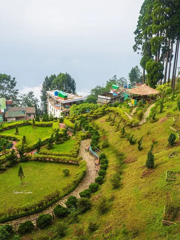 https://voyagevacation.in/trip/gangtok-to-pelling-panorama-3-nights-gangtok-2-nights-pelling/